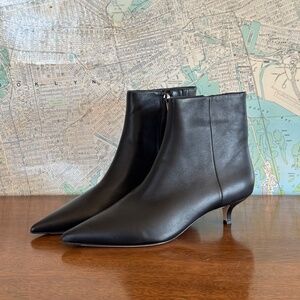 Veronica Beard Filomena Leather Kitten Heel Boots – Black – Size 9M